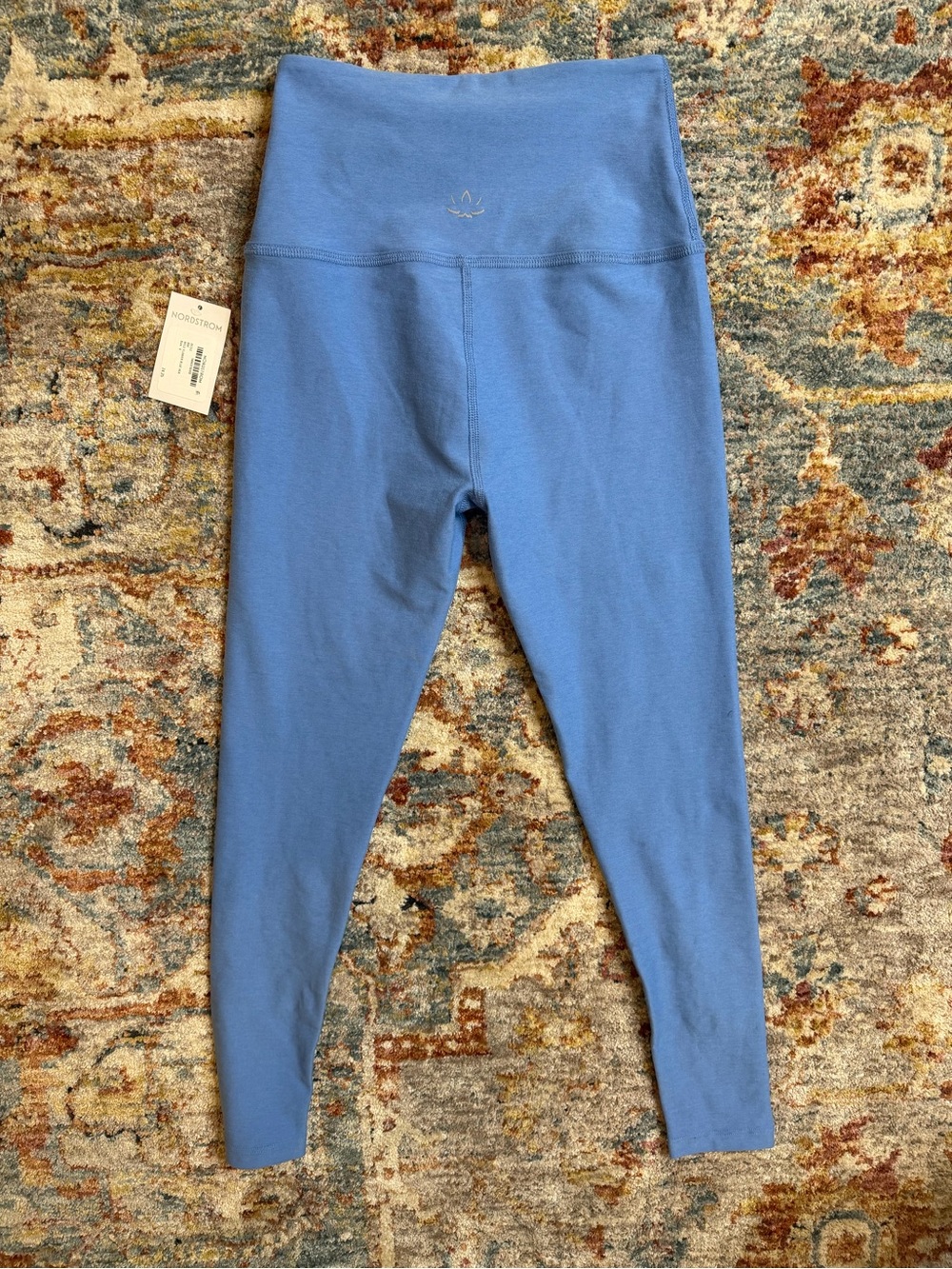 NWT beyond yoga Leggings in Light Blue - Picture 2 of 3